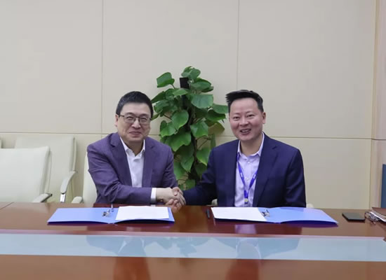 中加合作，走向国际化